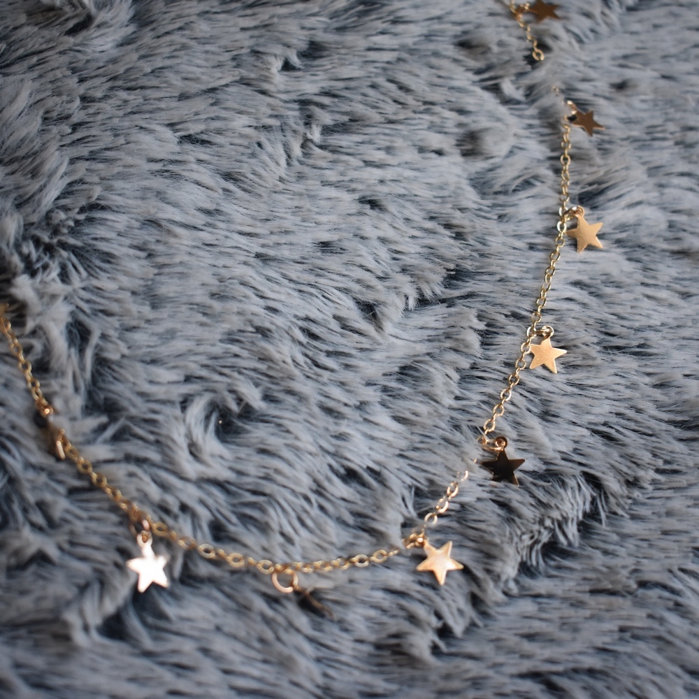 dainty star necklace